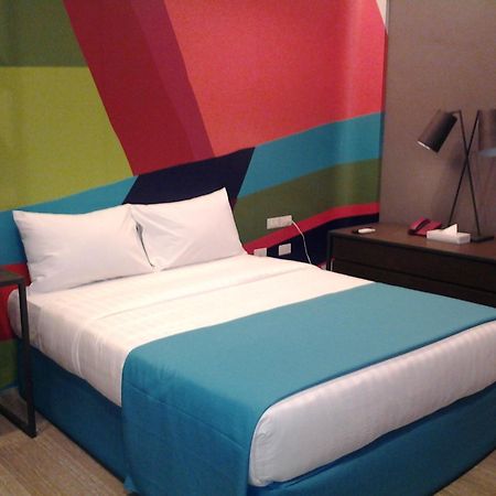 מלון Balabag  Boracay Uptown חדר תמונה